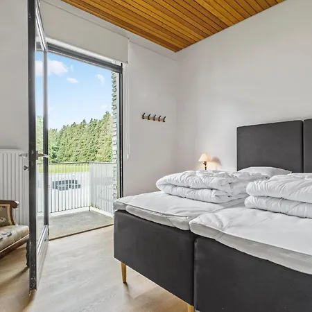 Beautiful In With Outdoor Swimming Pool * Glesborg