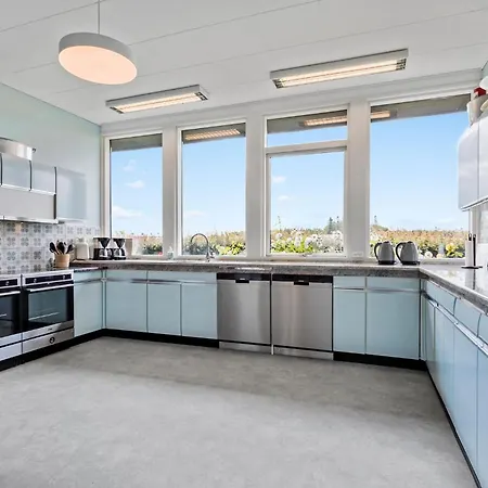 Gorgeous In Nyaraló