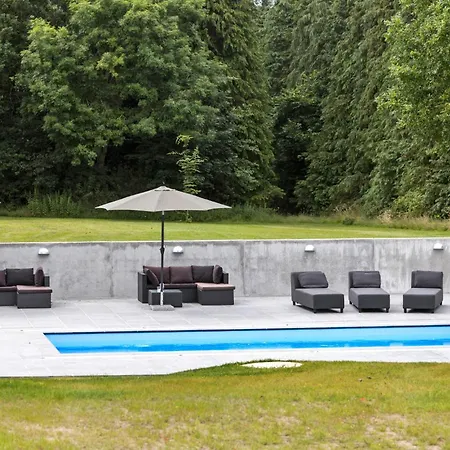 Nyaraló Gorgeous In *