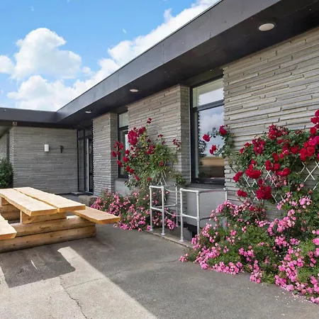 Holiday home Beautiful In With Outdoor Swimming Pool Glesborg