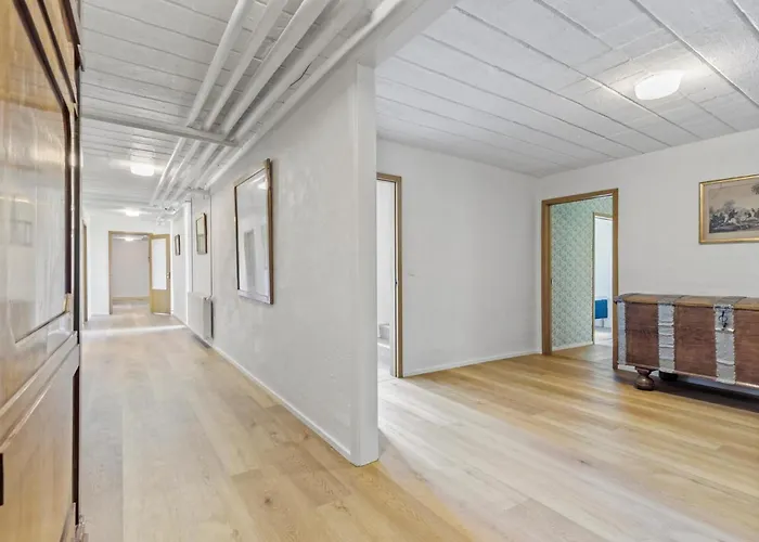 Gorgeous In Glesborg